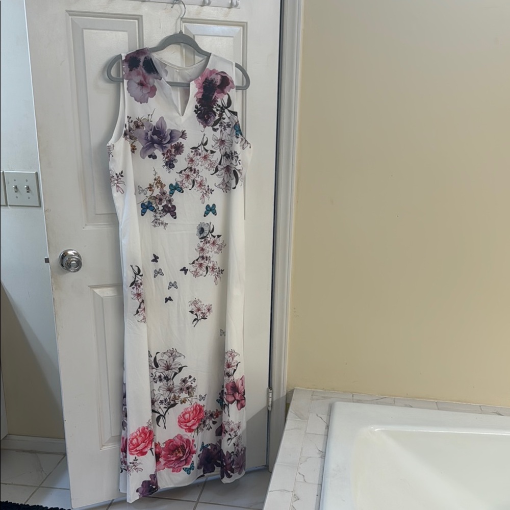 Floral Maxi Dress - White and Pink